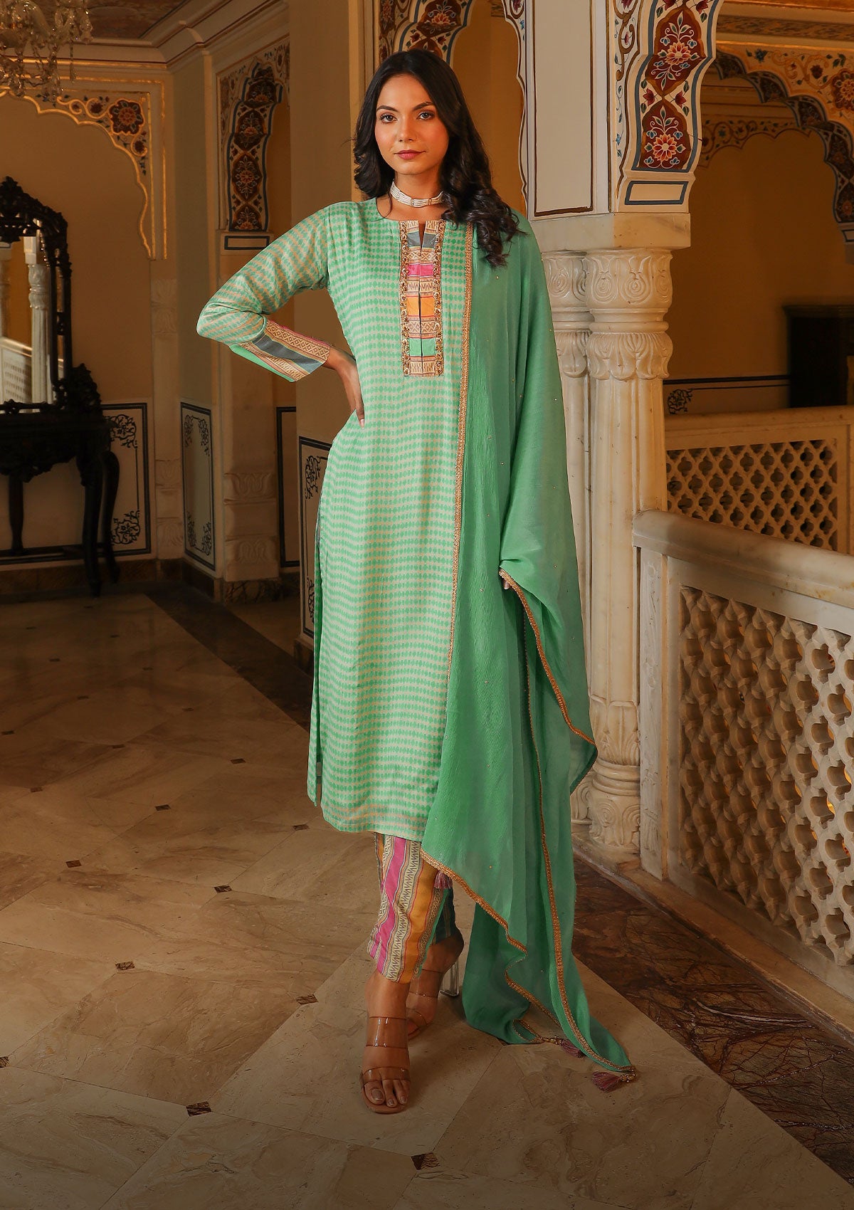 dress line brand Seryne | Dressline