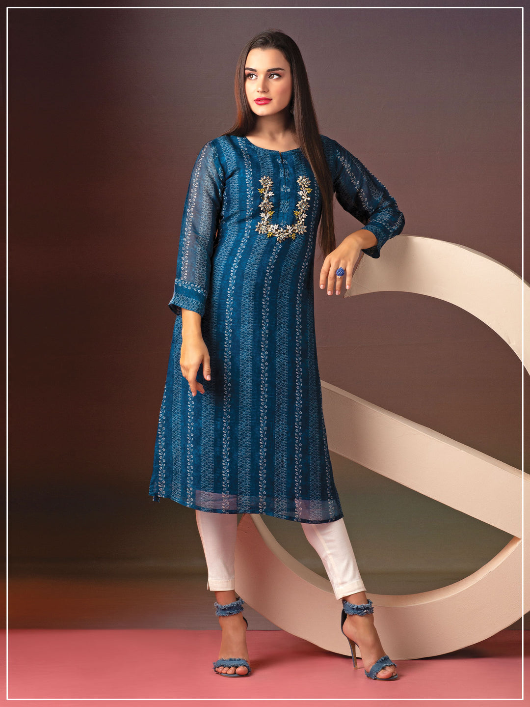 Collection > Saachi