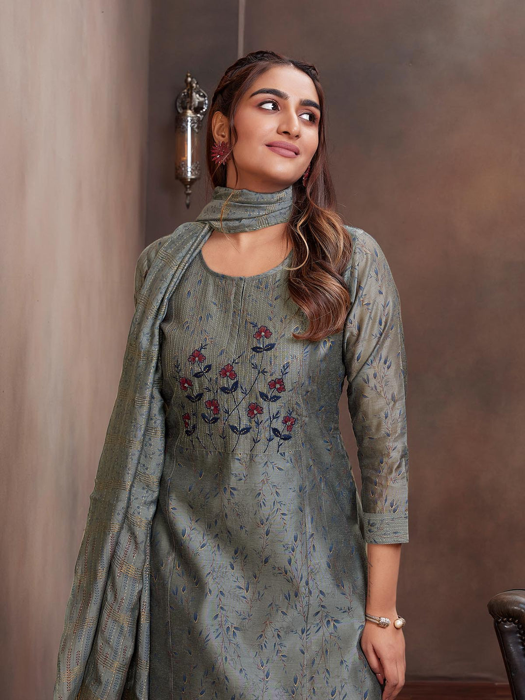 Charcoal Grey Chanderi Foil Print Suit Set