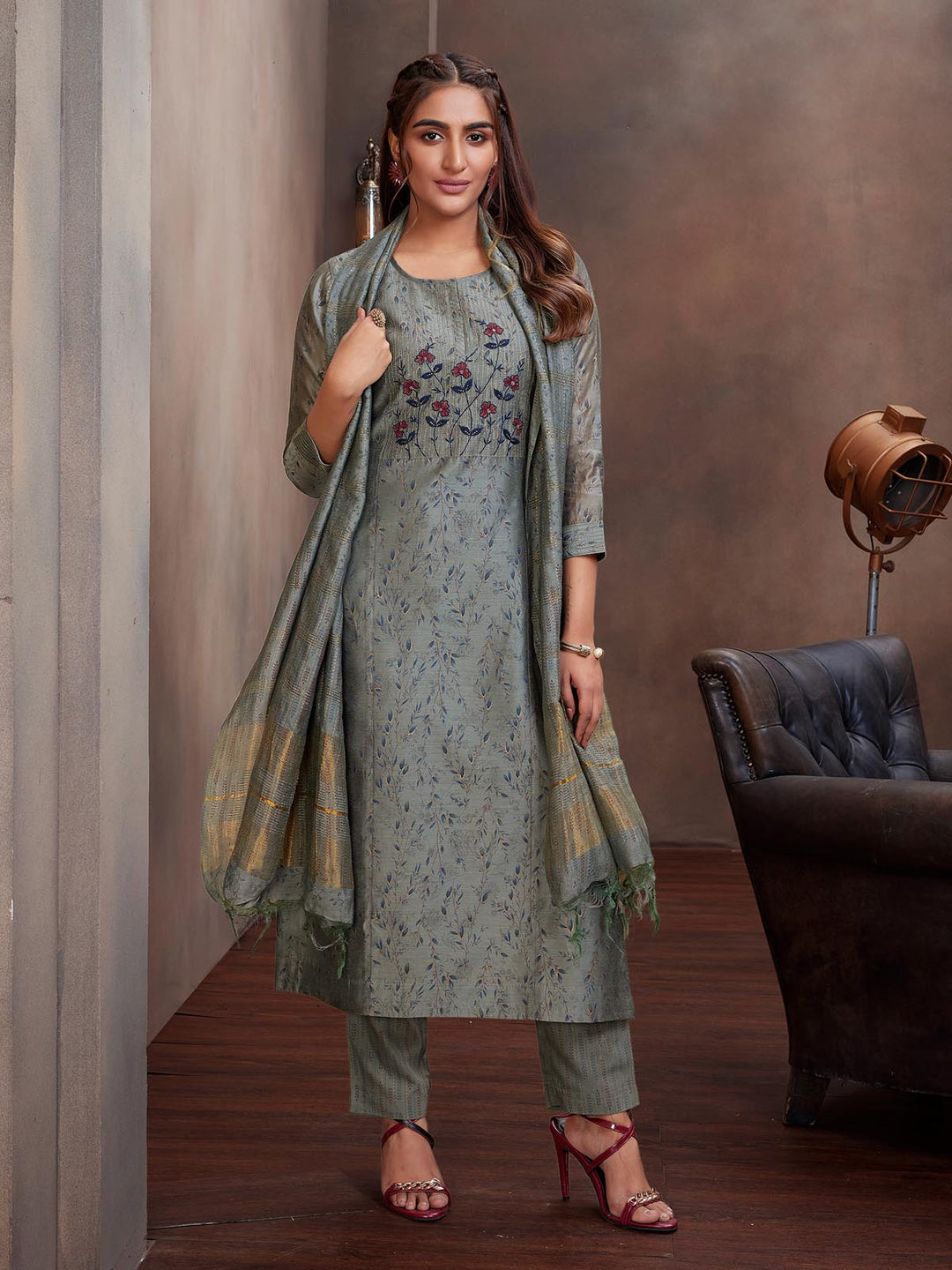 Charcoal Grey Chanderi Foil Print Suit Set