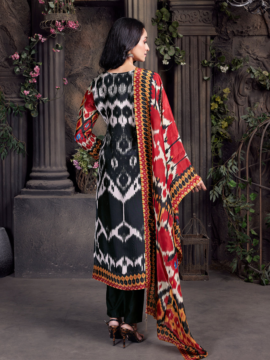 Monochrome Ikat Semi Silk Suit Set