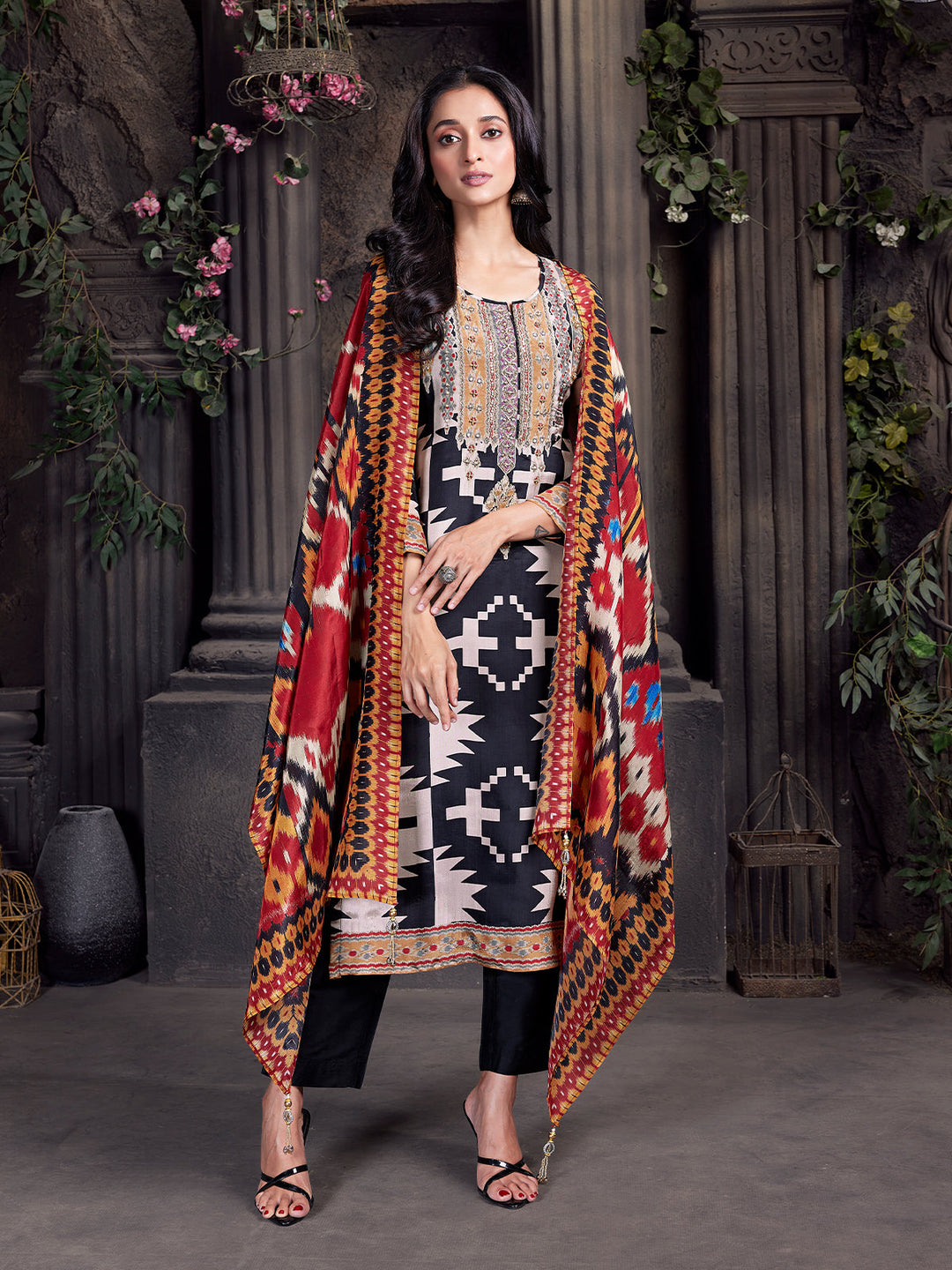 Geometric Monochrome Crepe Silk Suit Set