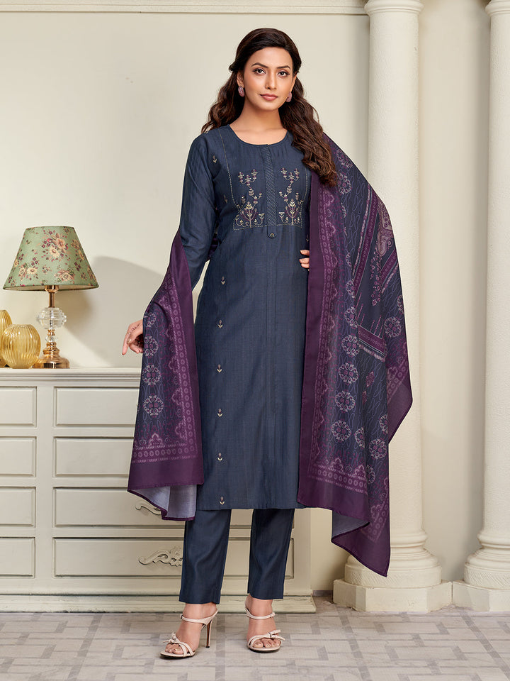 Deep Blue Embridered Suit Set
