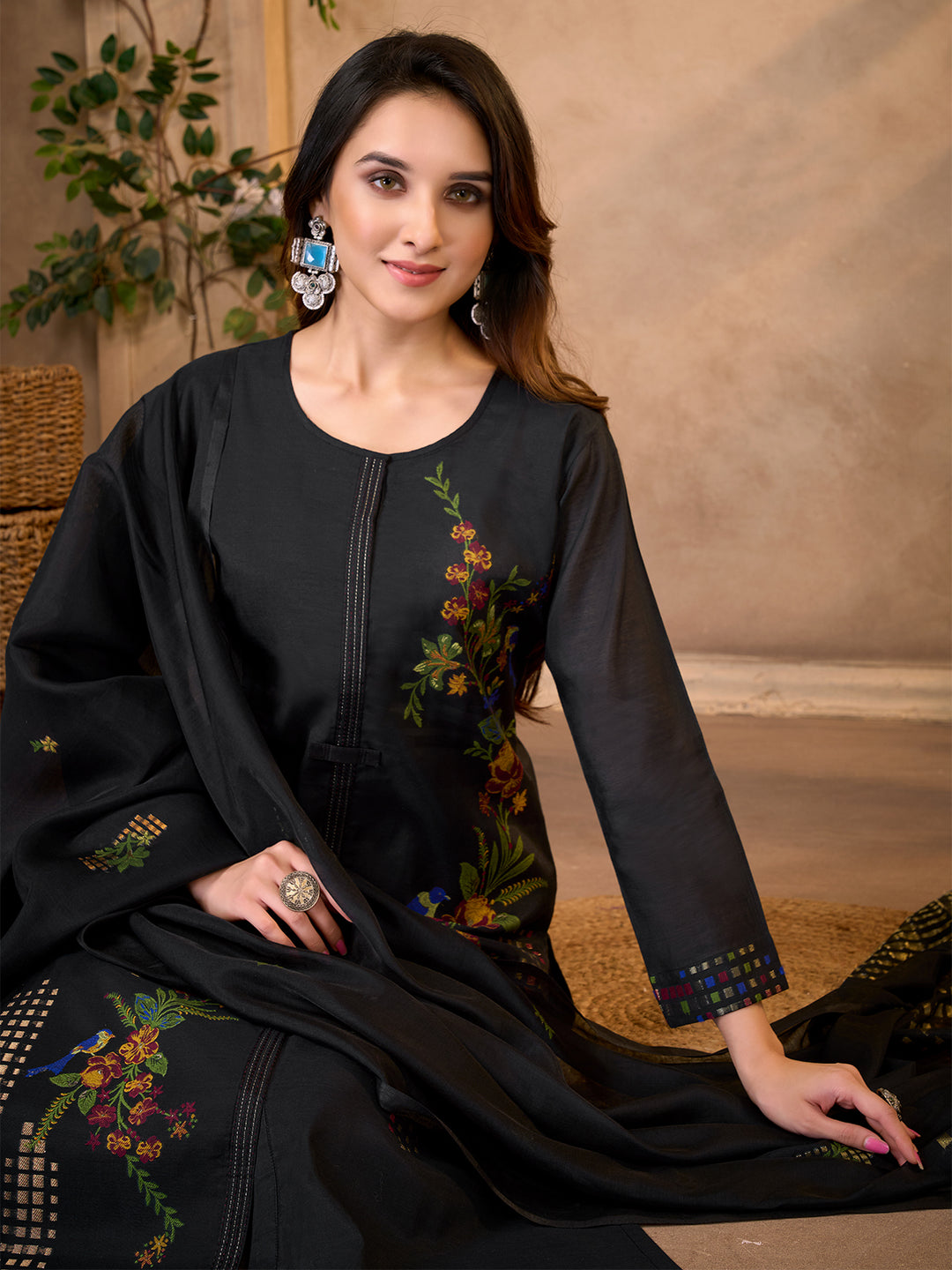 Black Jacquard Viscose Suit Set with Dupatta