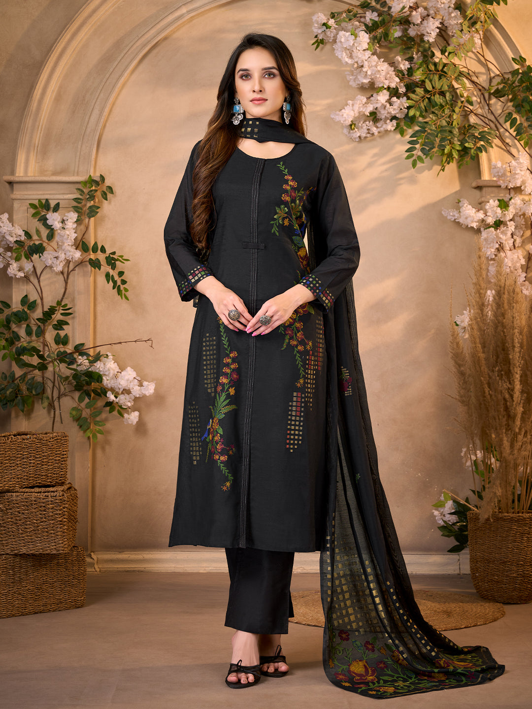 Black Jacquard Viscose Suit Set with Dupatta
