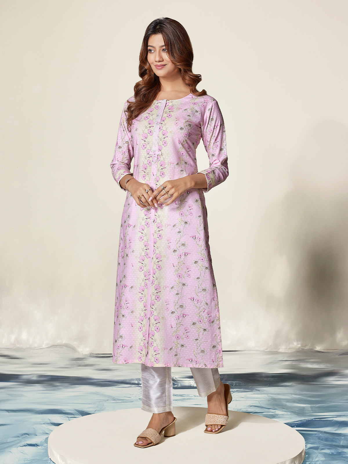 KURTI