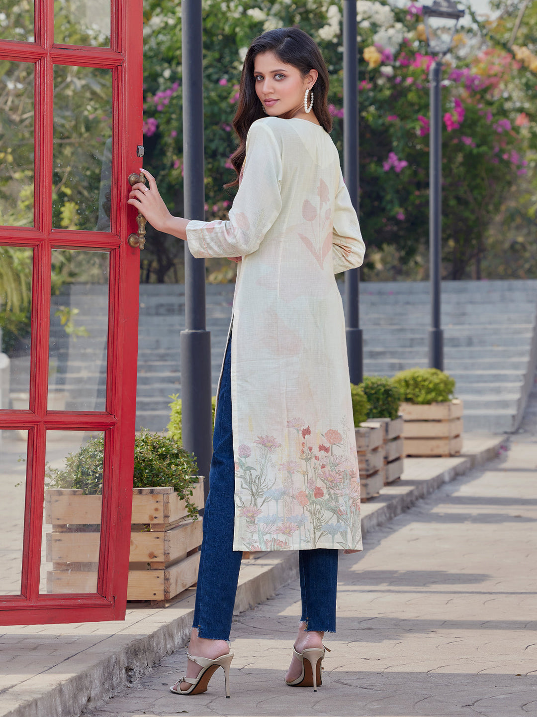 Soft Ivory Floral Print Cotton Kurti