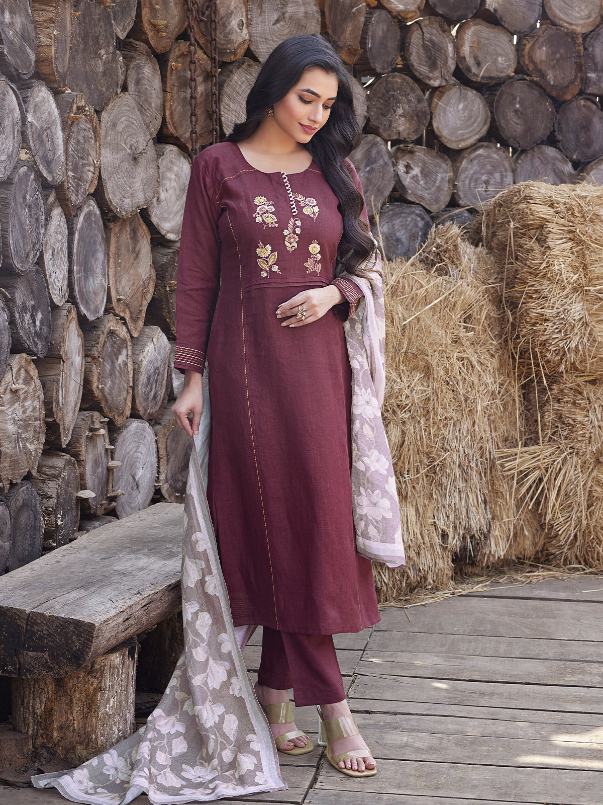 Buy this Coffee Brown Kurti With Pant And Dupatta Online from Leemboodi at  an affordable price in India. | Leemboodi.com – Surat supplier