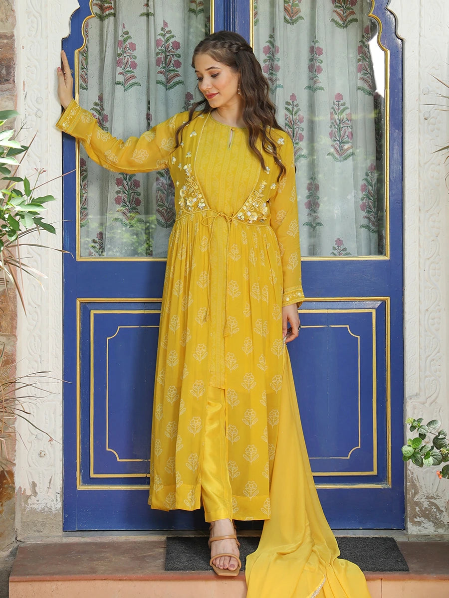 Women wearing jaipur yellow kurti palazzo set