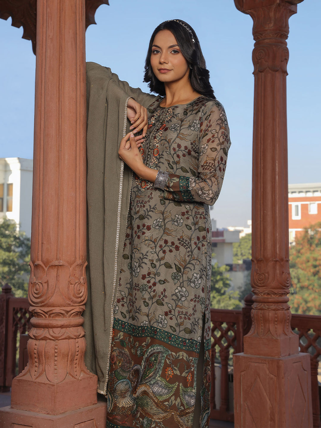 Floral Print Chinon Kurta Set with Dupatta