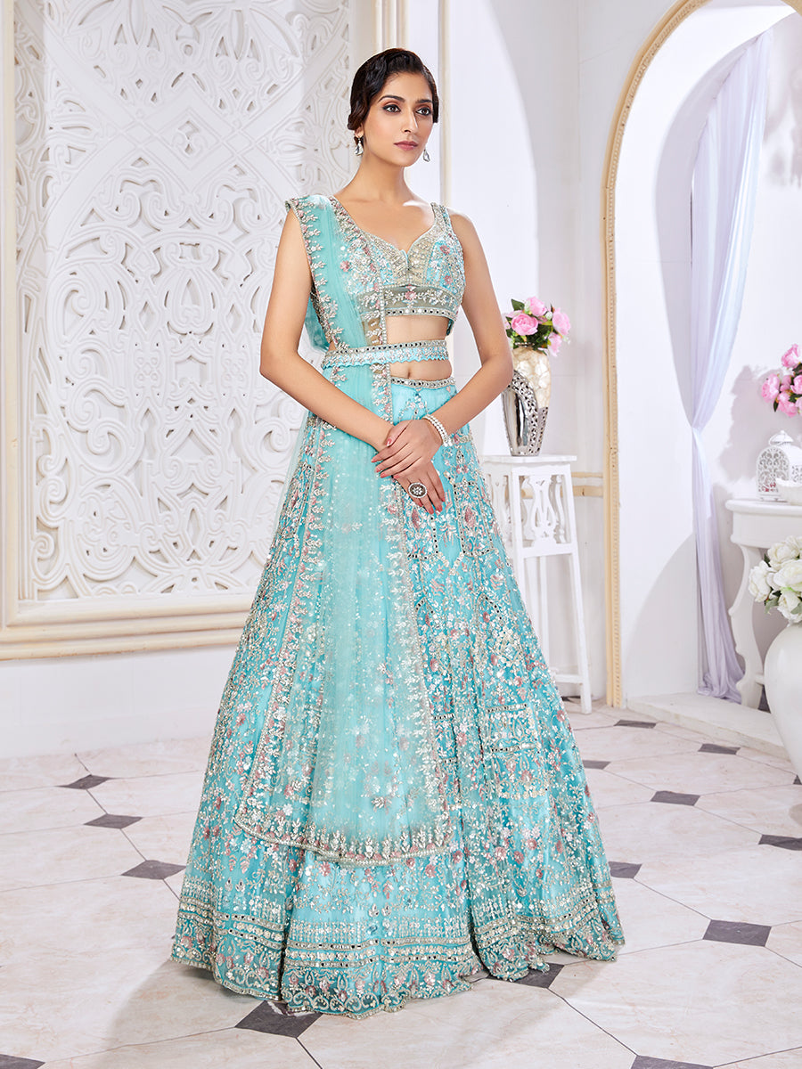 Sonam Kapoor In bridal Lehenga at India Bridal Fashion Week | by Sarees  Wholesale | Medium